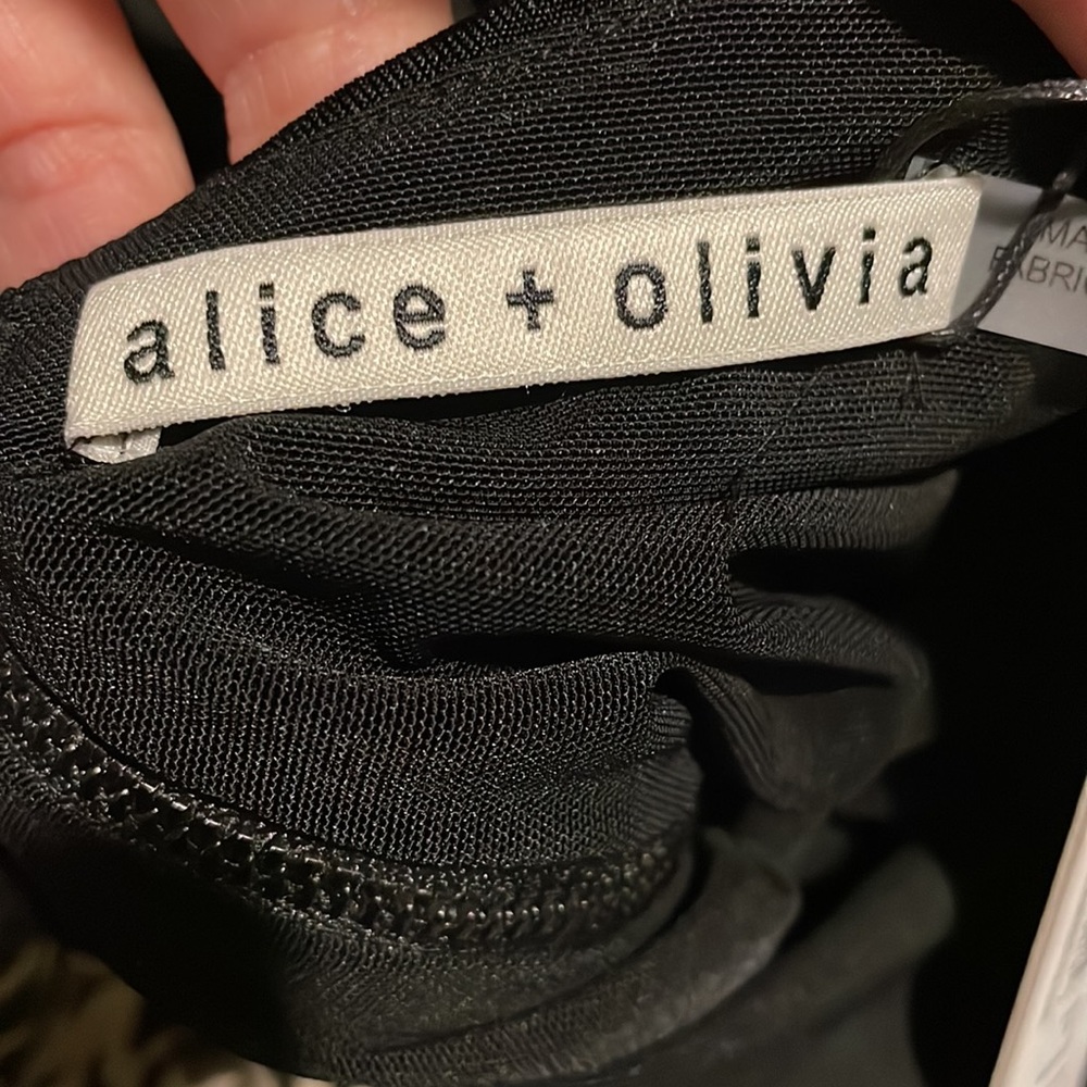 NWT 🌑 ALICE AND OLIVIA Lux Ruched Dress - Picture 11 of 12